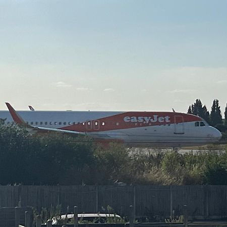 Southend Airport Bed & Breakfast Rochford Dış mekan fotoğraf