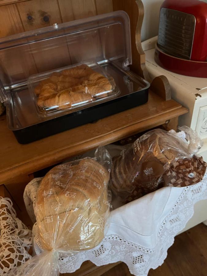 Southend Airport Bed & Breakfast Rochford Dış mekan fotoğraf
