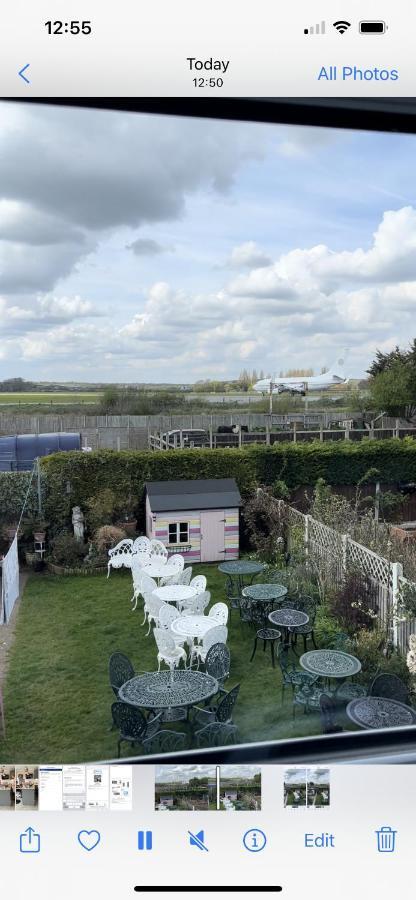 Southend Airport Bed & Breakfast Rochford Dış mekan fotoğraf