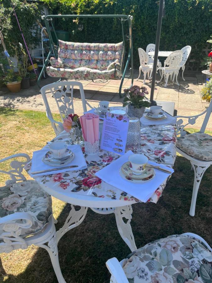 Southend Airport Bed & Breakfast Rochford Dış mekan fotoğraf